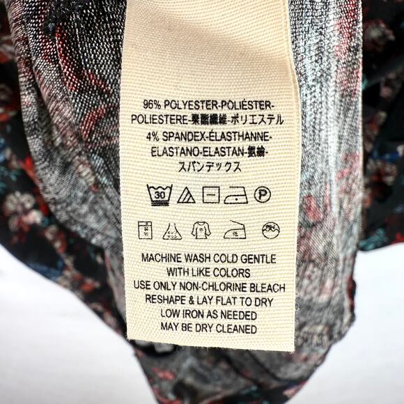 Free People Black Floral Dock Street Top MD - Picture 6 of 8